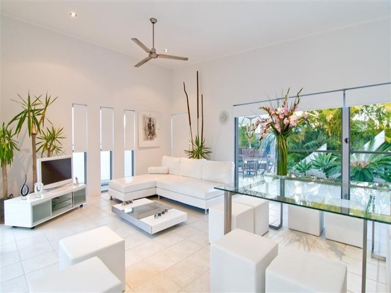 19 Cayman Place, Kawana Island QLD 4575