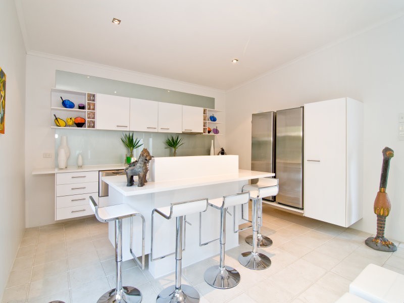 19 Cayman Place, Kawana Island QLD 4575