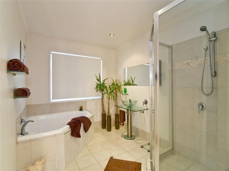 19 Cayman Place, Kawana Island QLD 4575