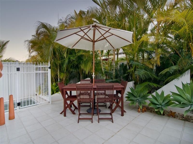 19 Cayman Place, Kawana Island QLD 4575