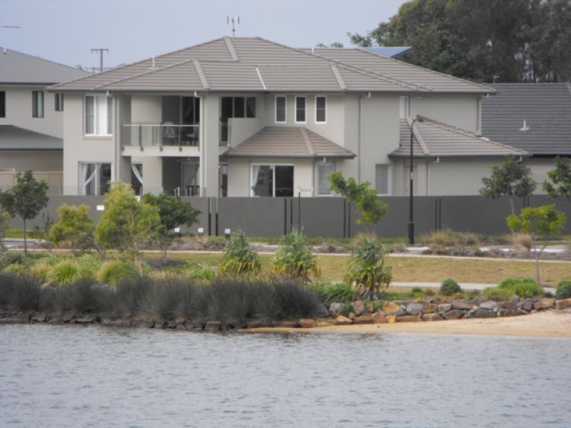 41 The Decks, Wurtulla QLD 4575