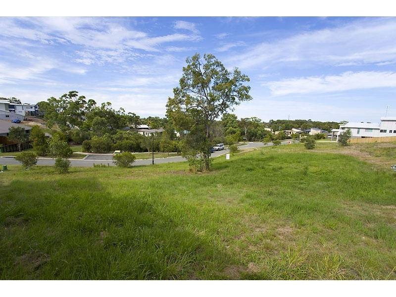 16 The Parkway, Aroona QLD 4551