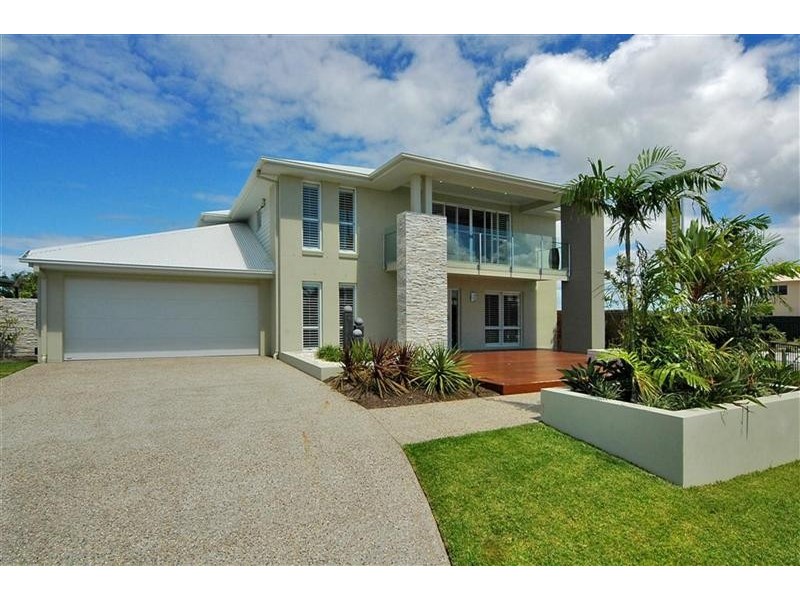 2 Tiller Street, Wurtulla QLD 4575