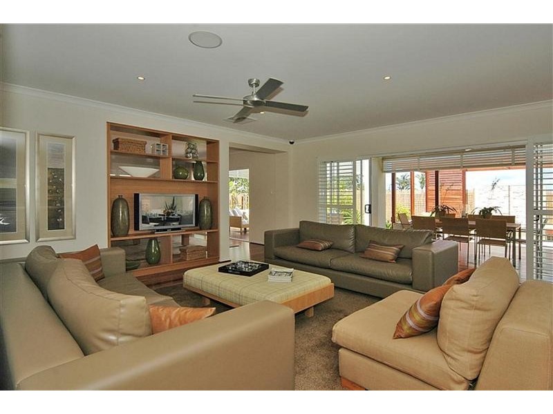 2 Tiller Street, Wurtulla QLD 4575