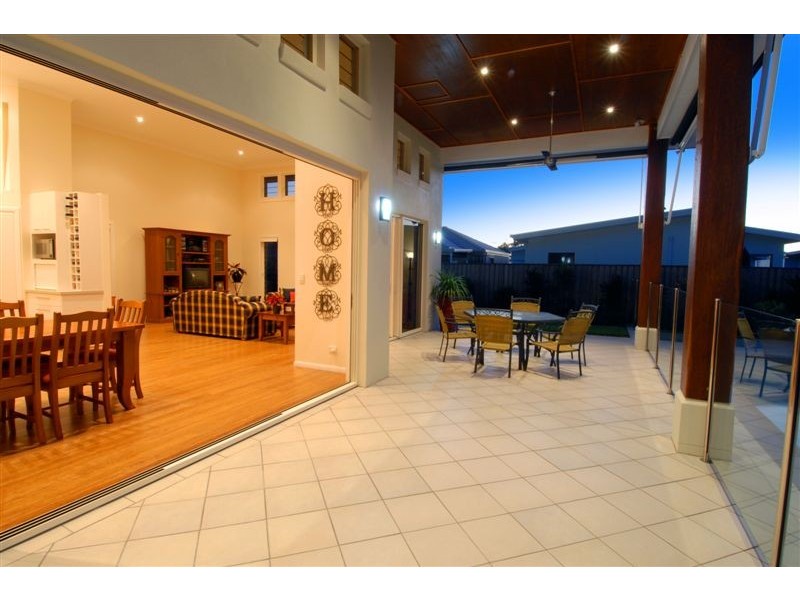 5 Bega PLace, Kawana Island QLD 4575
