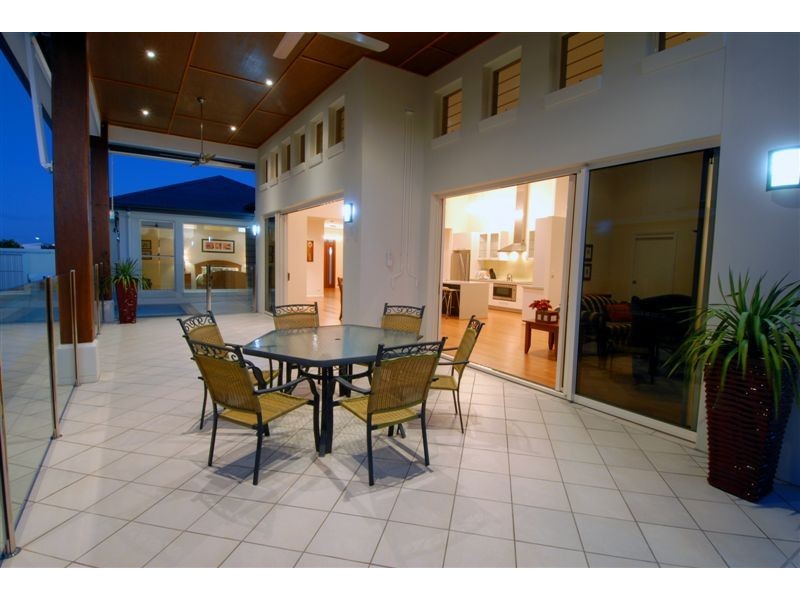 5 Bega PLace, Kawana Island QLD 4575