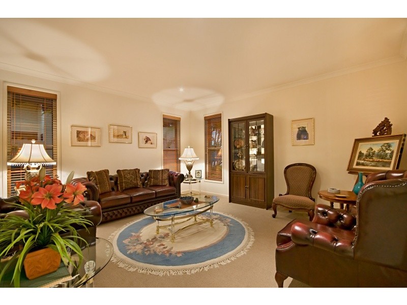 3 Majorca Place, Kawana Island QLD 4575