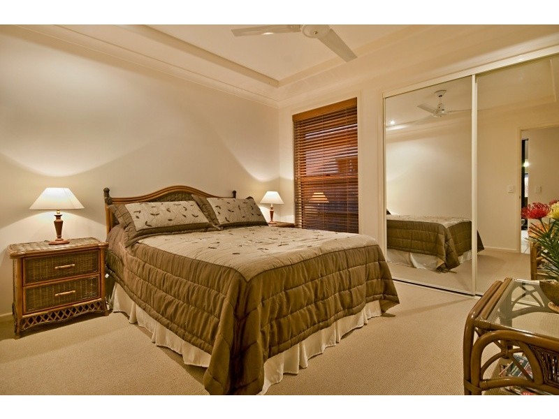 3 Majorca Place, Kawana Island QLD 4575