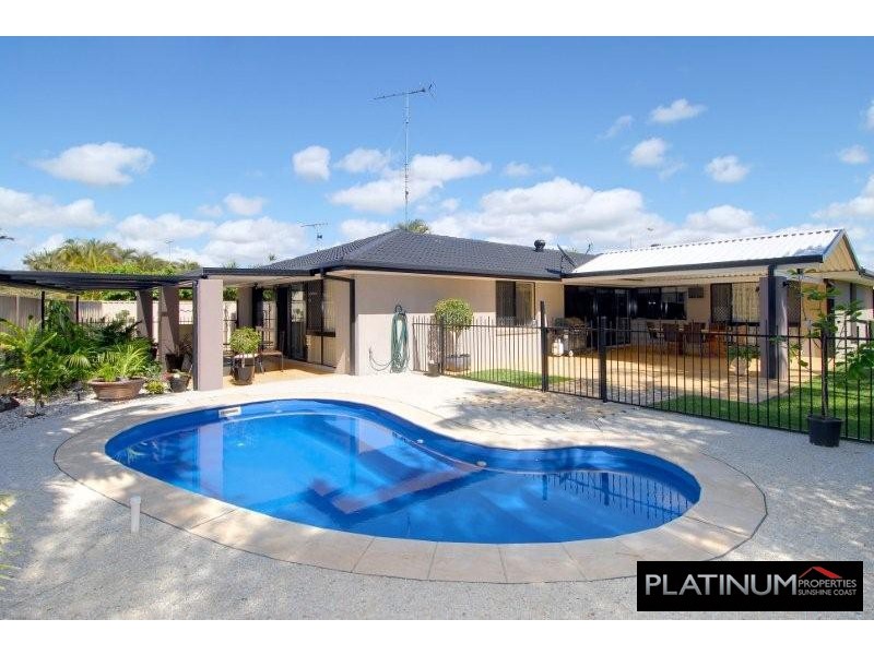 11 Kensington Drive, Minyama QLD 4575