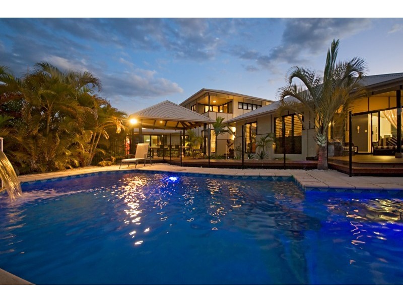 18 Majorca Place, Kawana Island QLD 4575