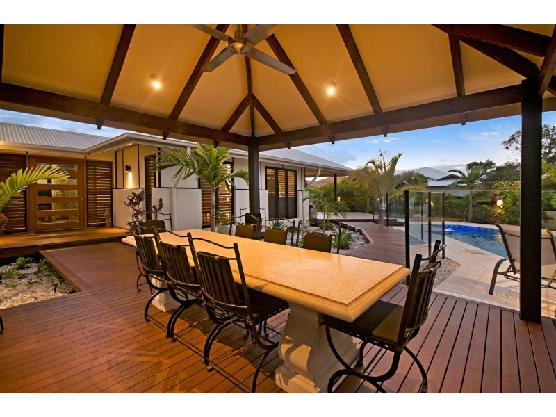 18 Majorca Place, Kawana Island QLD 4575