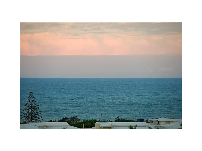 7 Yakola Parade, Alexandra Headland QLD 4572