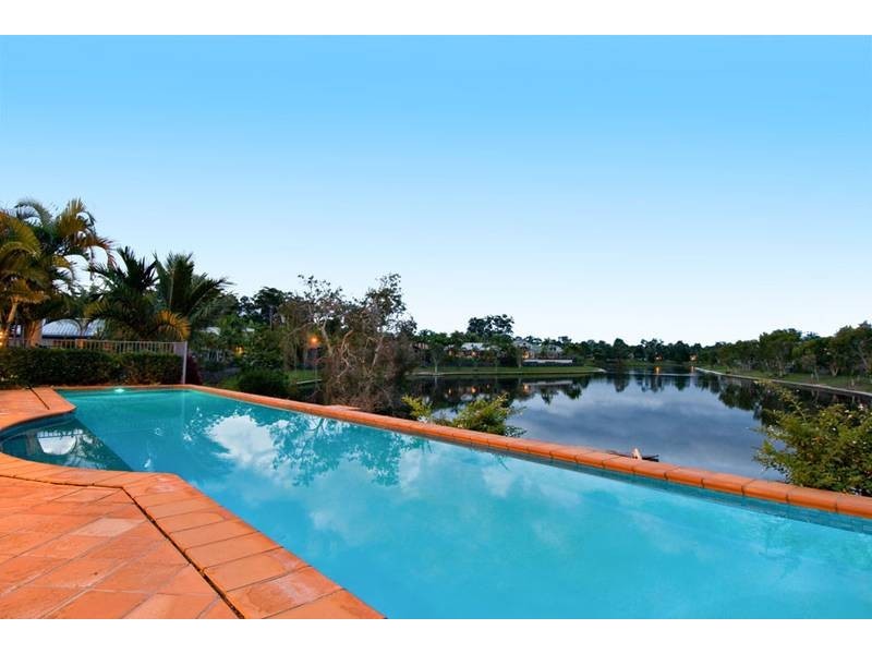 9 Ekala Street, Mountain Creek QLD 4557