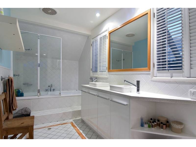 9 Ekala Street, Mountain Creek QLD 4557