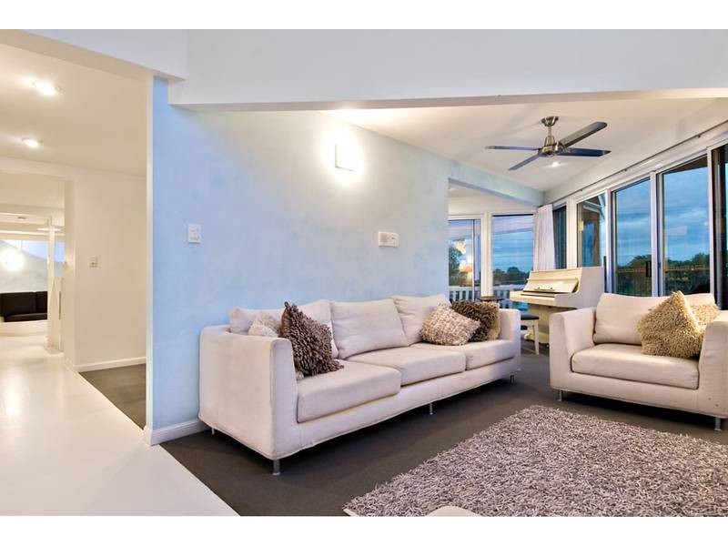 9 Ekala Street, Mountain Creek QLD 4557