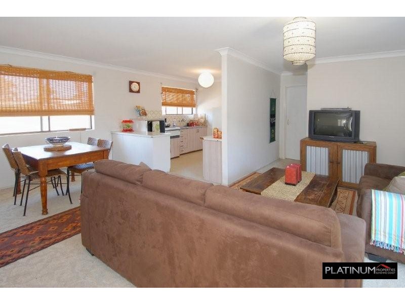 64 Point Cartwright Drive, Buddina QLD 4575