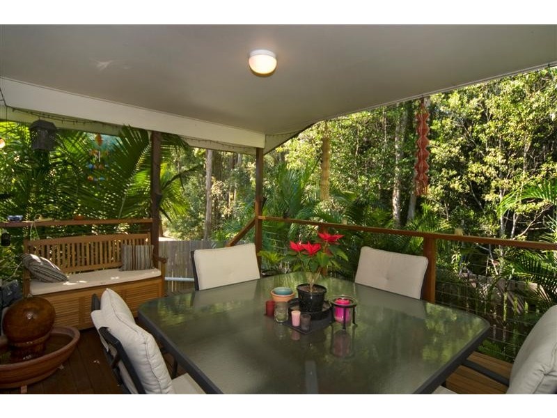 16 Greensboro Place, Little Mountain QLD 4551
