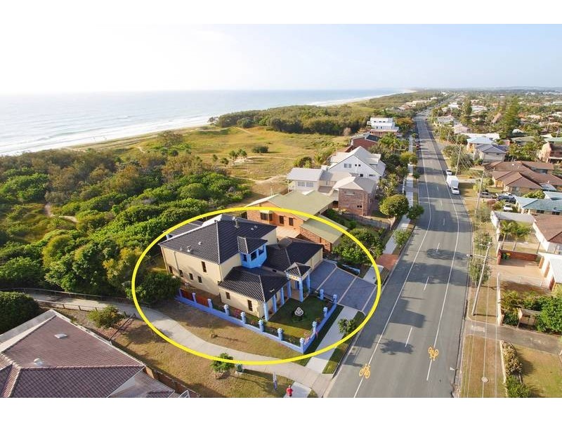 17 Oceanic Drive, Warana QLD 4575
