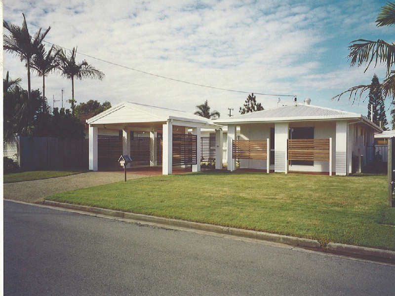 Warana QLD 4575