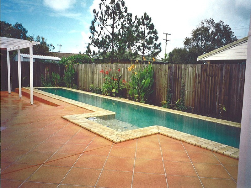 Warana QLD 4575