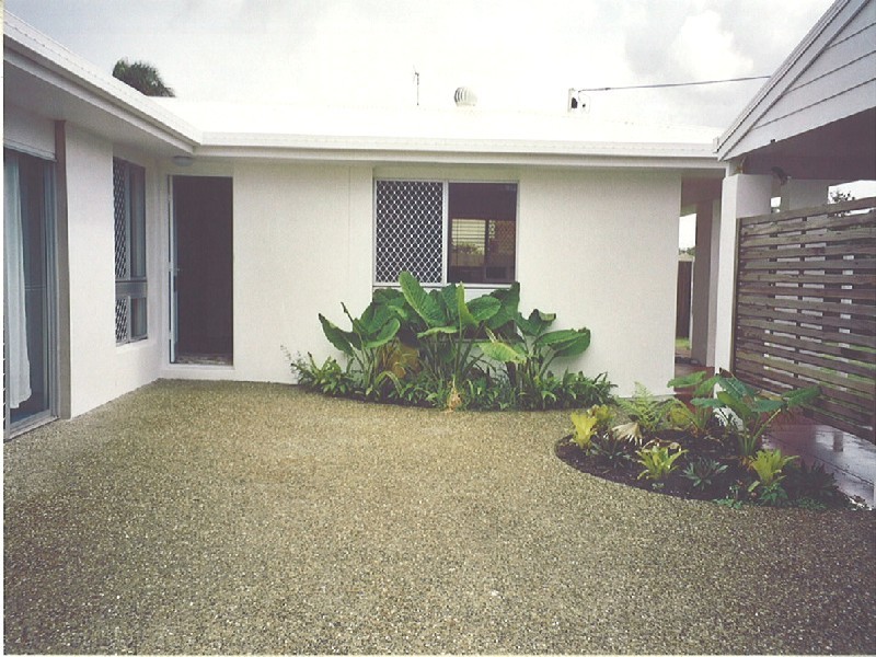 Warana QLD 4575