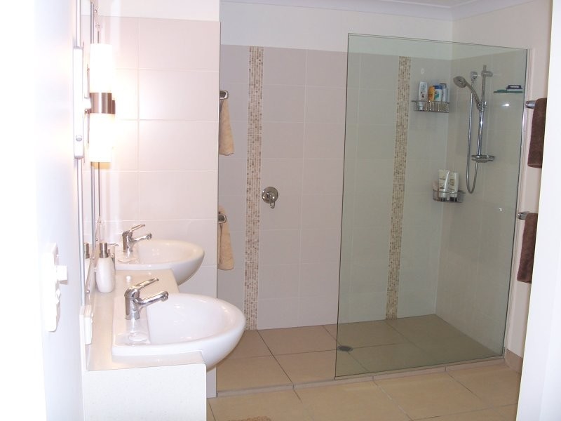 4 Macarthur Drive, Maroochydore QLD 4558