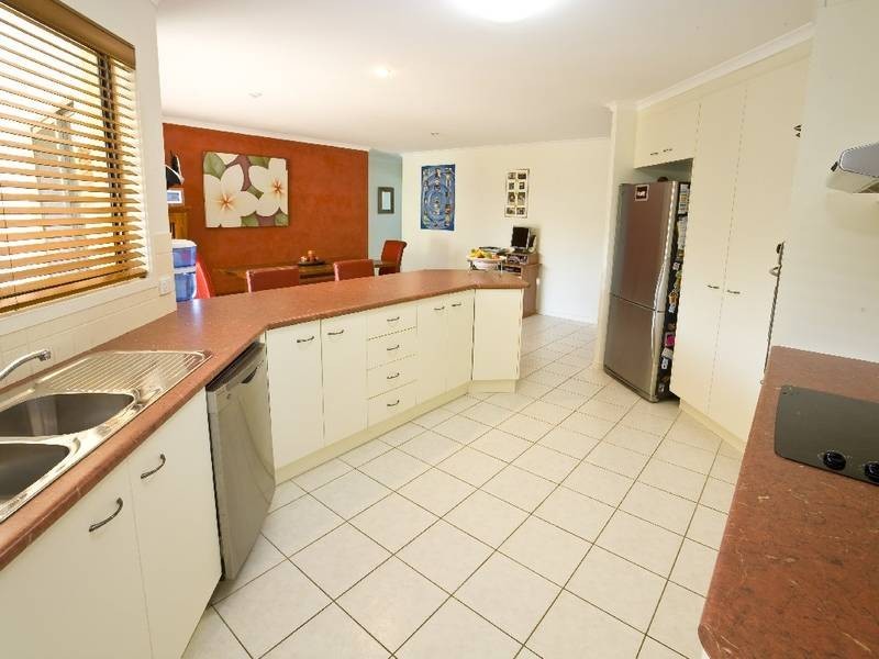 1 Lilac Crescent, Currimundi QLD 4551