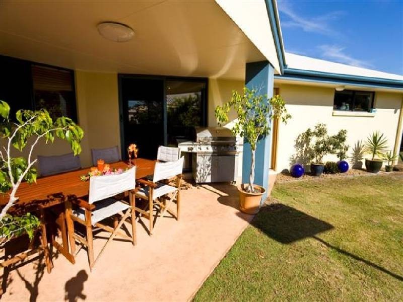 1 Lilac Crescent, Currimundi QLD 4551