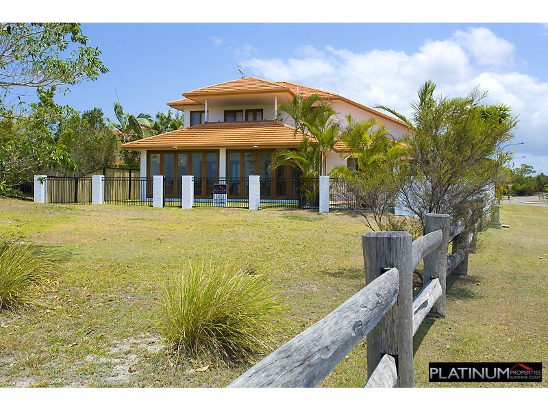 31 Webb Ellis Court, Pelican Waters QLD 4551