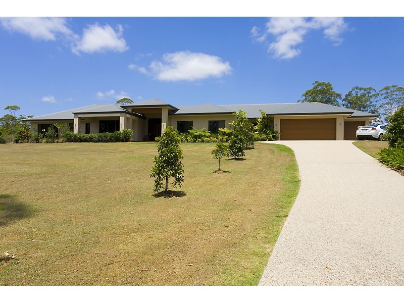 84 Glenfinnan Court, Forest Glen QLD 4556