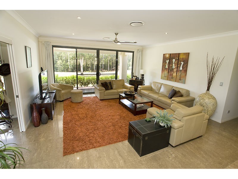 84 Glenfinnan Court, Forest Glen QLD 4556