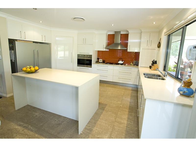 84 Glenfinnan Court, Forest Glen QLD 4556