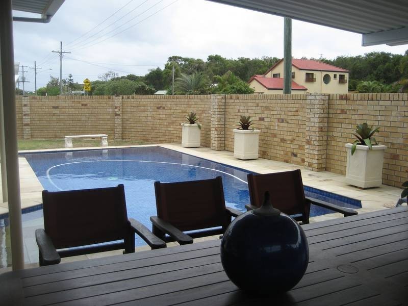 Warana QLD 4575