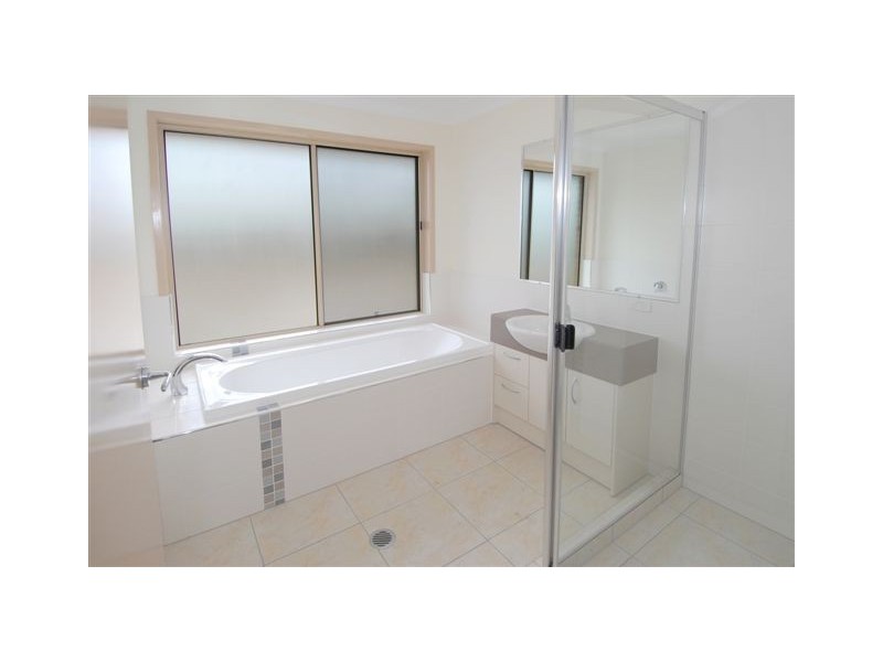 88 O’Reilly Drive, Caloundra West QLD 4551