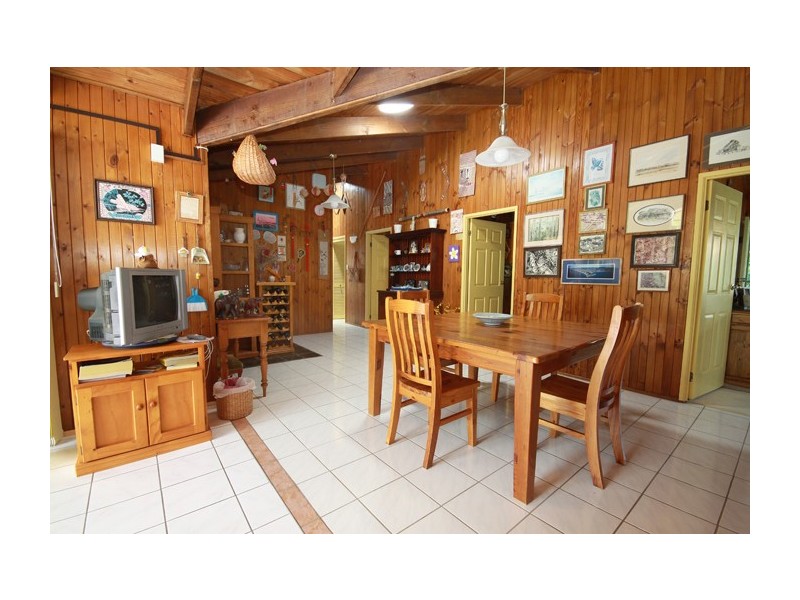 7 Arilpa Street, Warana QLD 4575