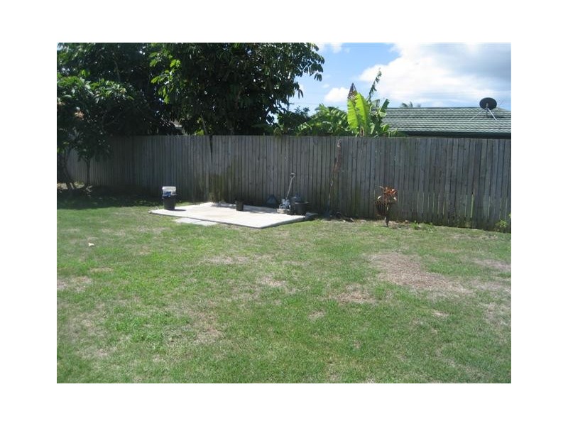 Warana QLD 4575