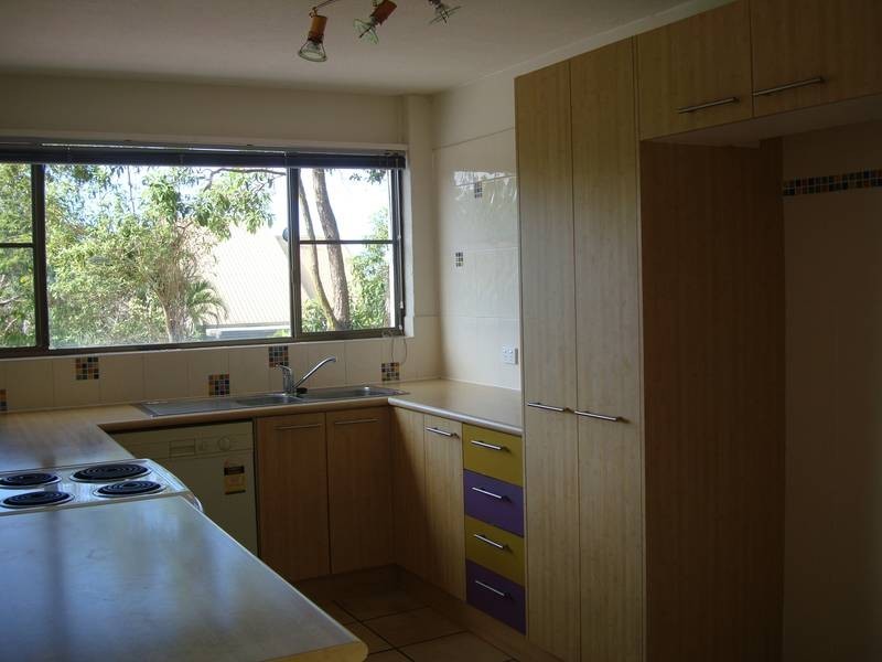 Alexandra Headland QLD 4572