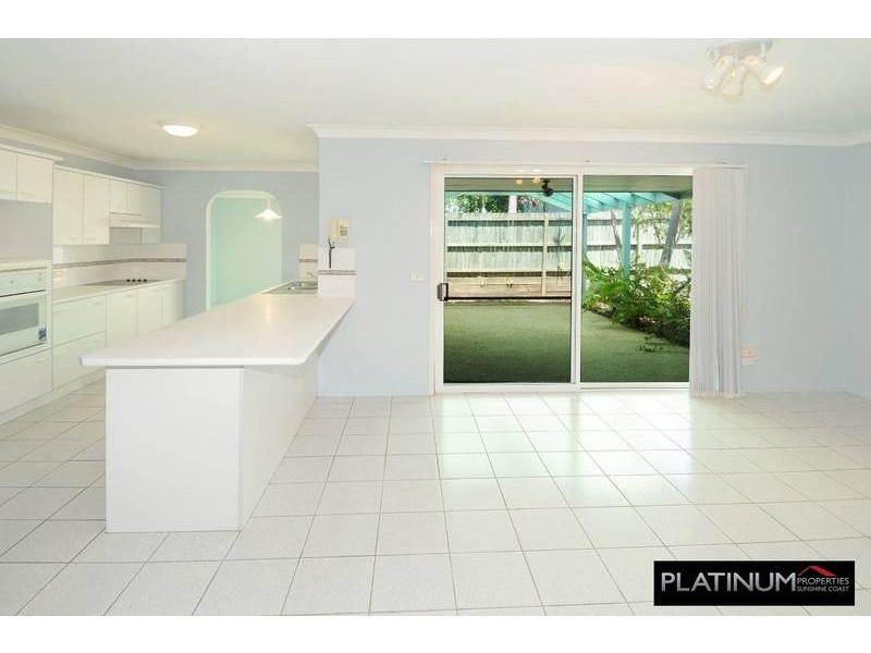 8 Rossiter Place, Aroona QLD 4551