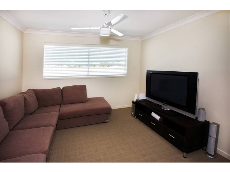 8 Outrigger Street, Wurtulla QLD 4575