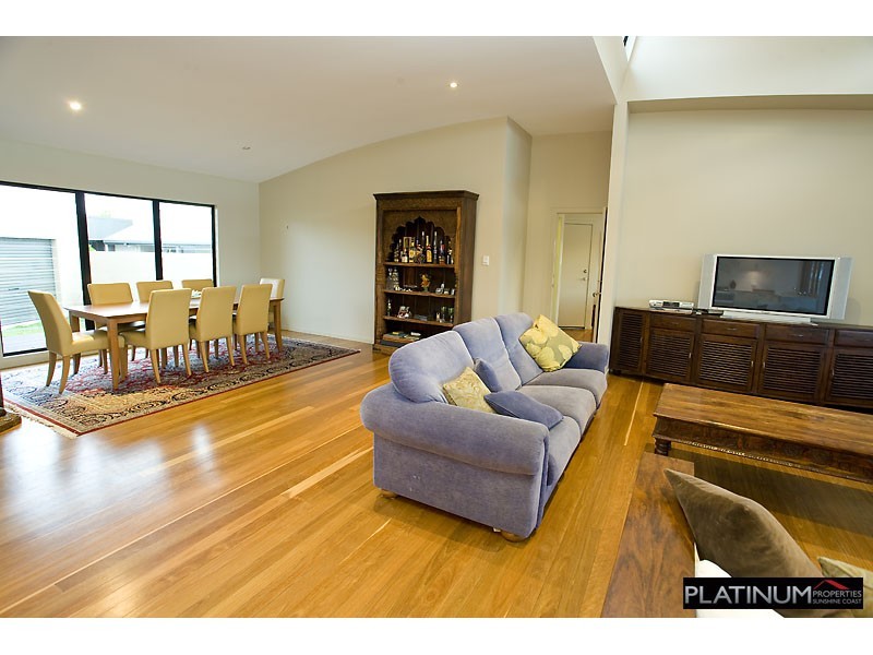 34 Coorumbong Close, Mooloolaba QLD 4557