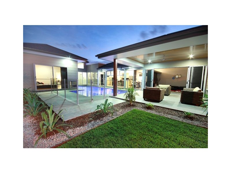 46 Whitehaven Way, Pelican Waters QLD 4551
