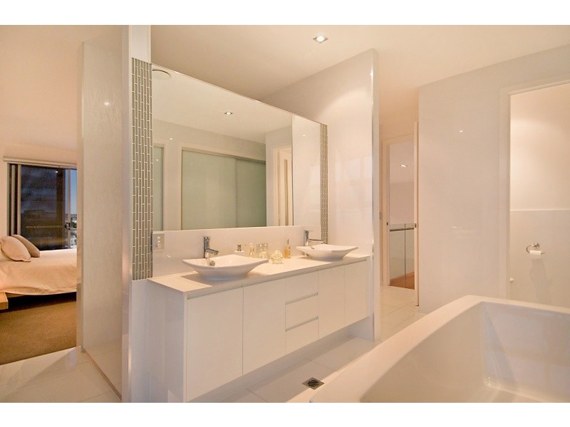 11 Artunga Place, Pelican Waters QLD 4551