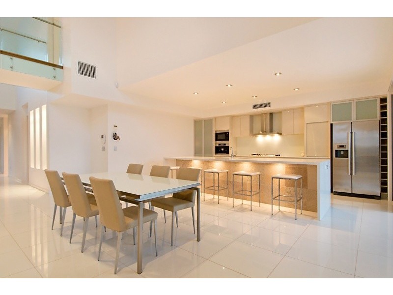 11 Artunga Place, Pelican Waters QLD 4551