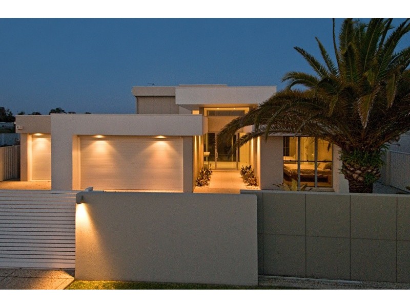 11 Artunga Place, Pelican Waters QLD 4551