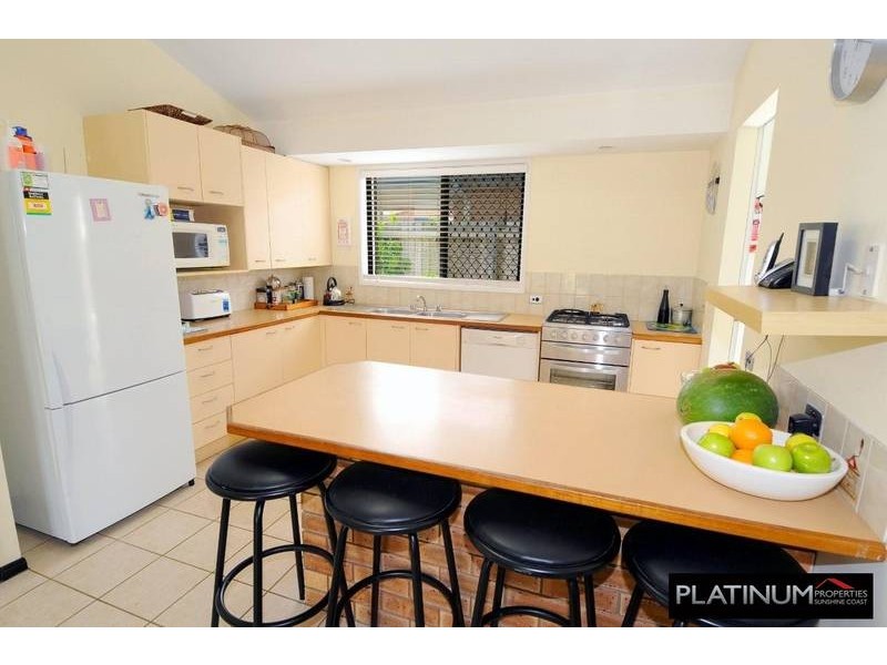 18 Kookaburra Crescent, Bokarina QLD 4575