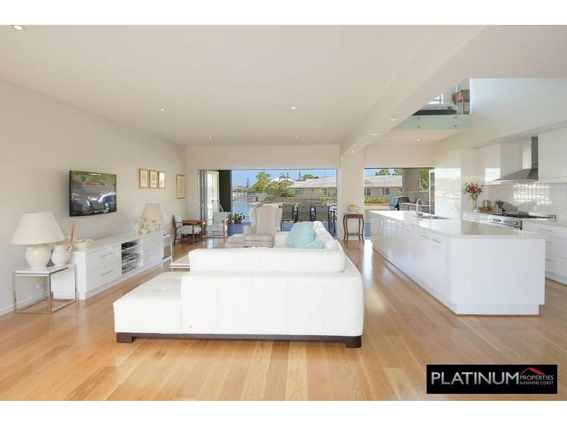 19 Bangalow Street, Minyama QLD 4575