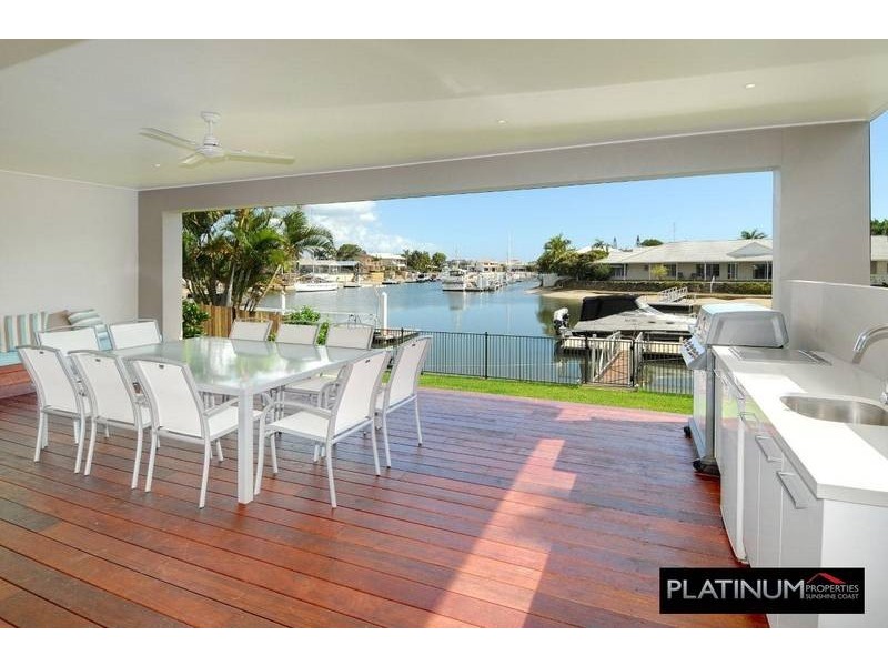 19 Bangalow Street, Minyama QLD 4575