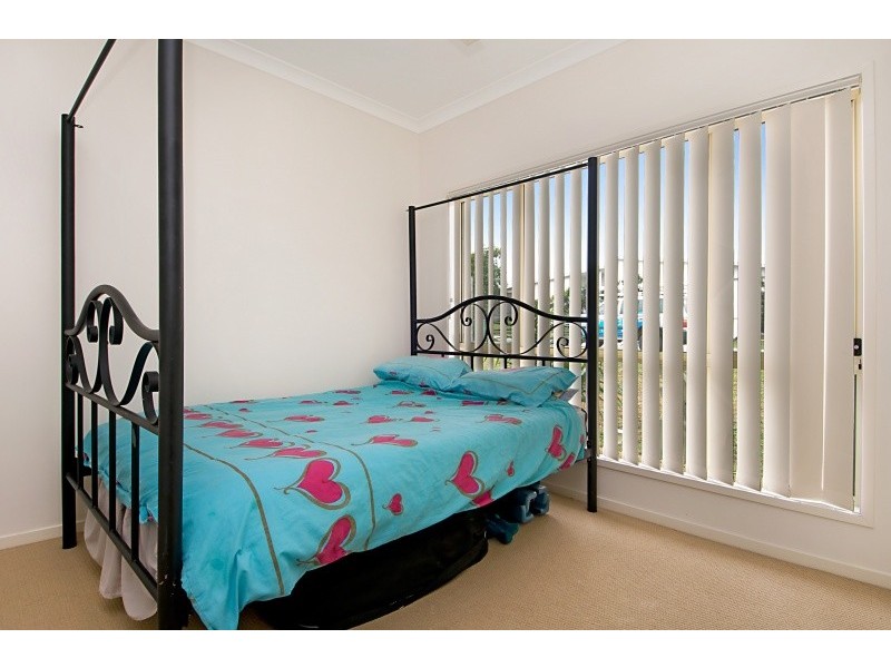 25 Scribbly Gum Drive, Meridan Plains QLD 4551