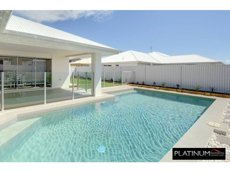 6 Echo Street, Pelican Waters QLD 4551