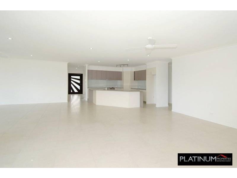 6 Echo Street, Pelican Waters QLD 4551